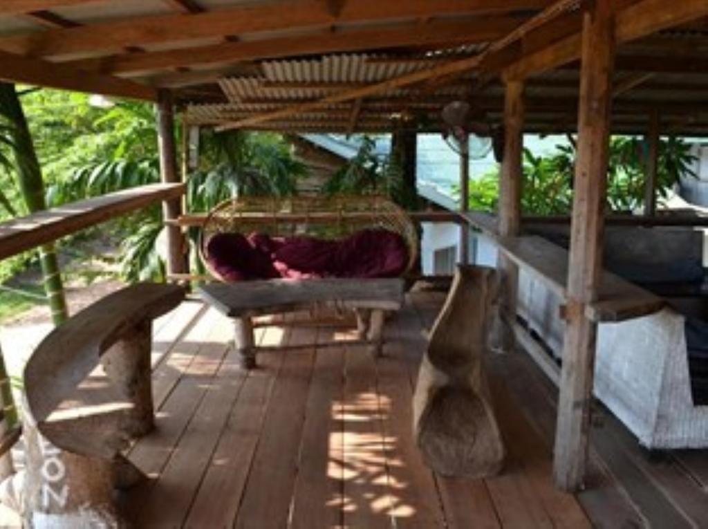 Bed and breakfast Kepmandou Lounge-Bar Extérieur photo
